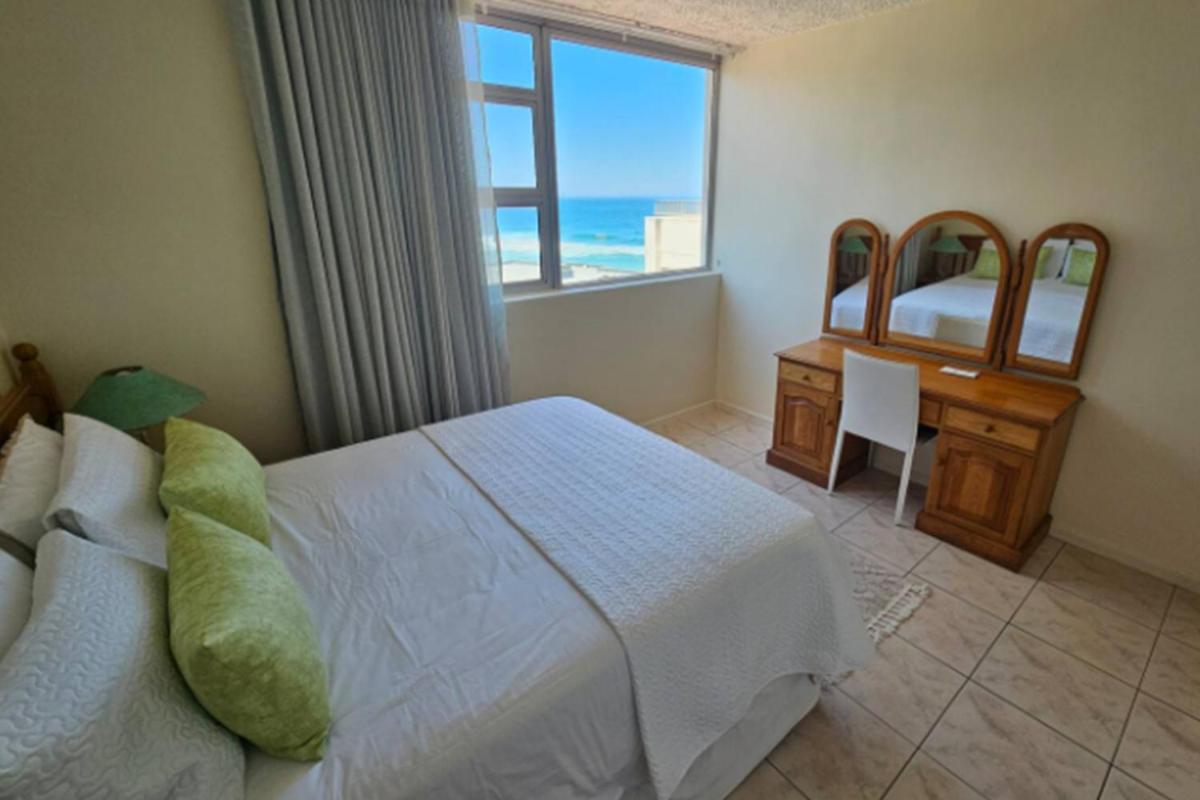 703 Marbella: Home-from-home Durban